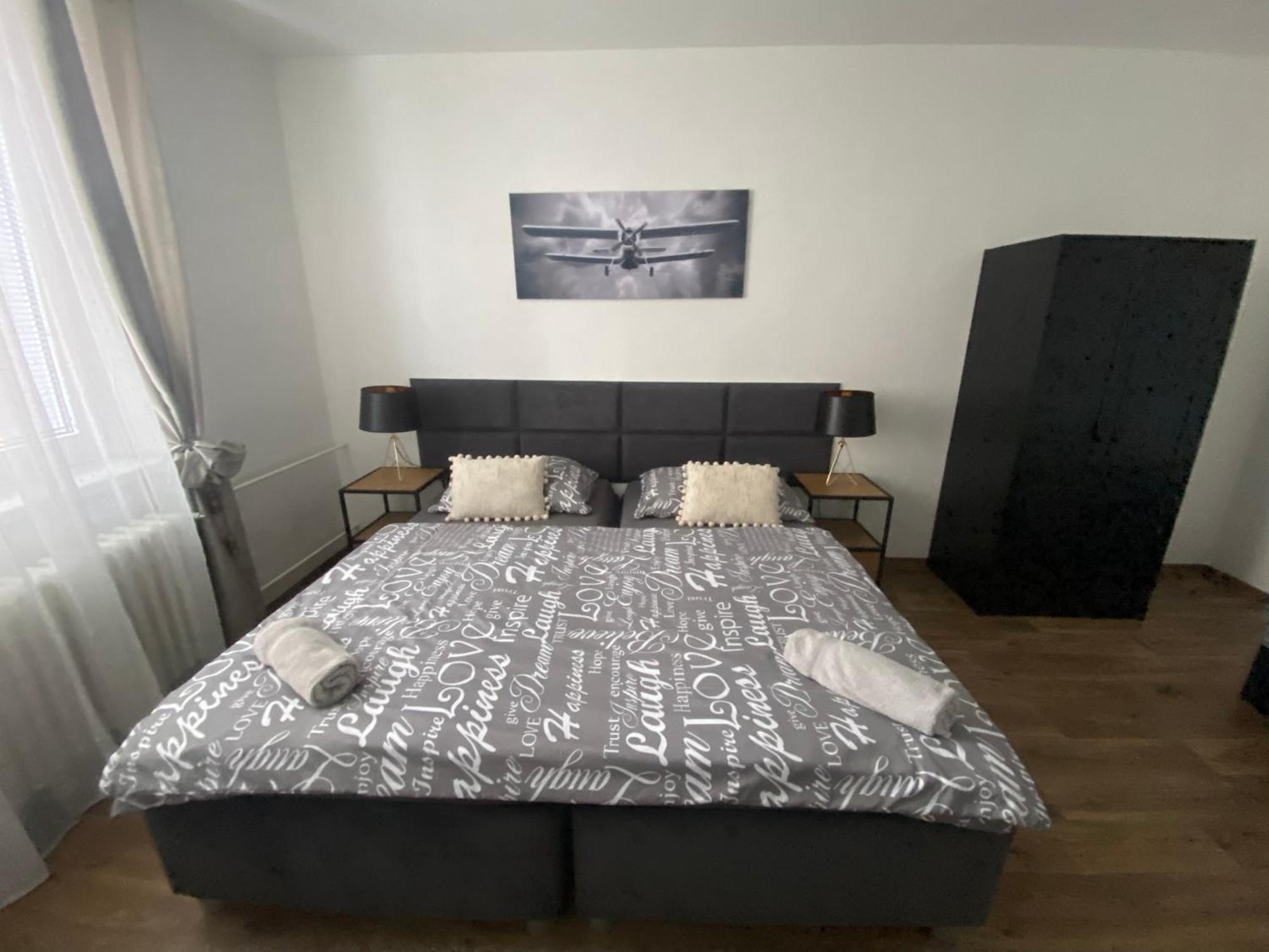 Cerna Ruze - Apartman 3 Plzeň Dış mekan fotoğraf
